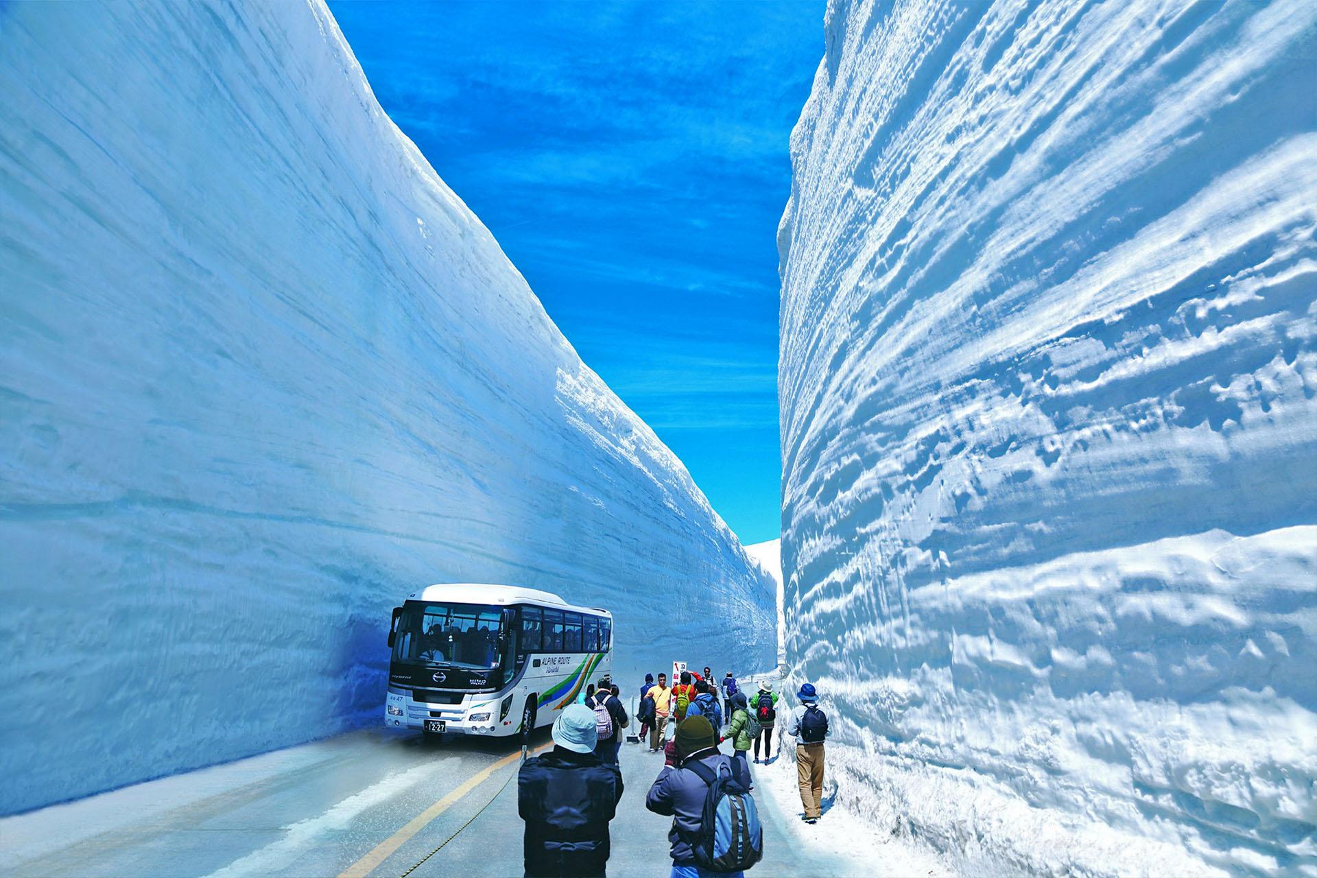 立山黑部-雪之大谷