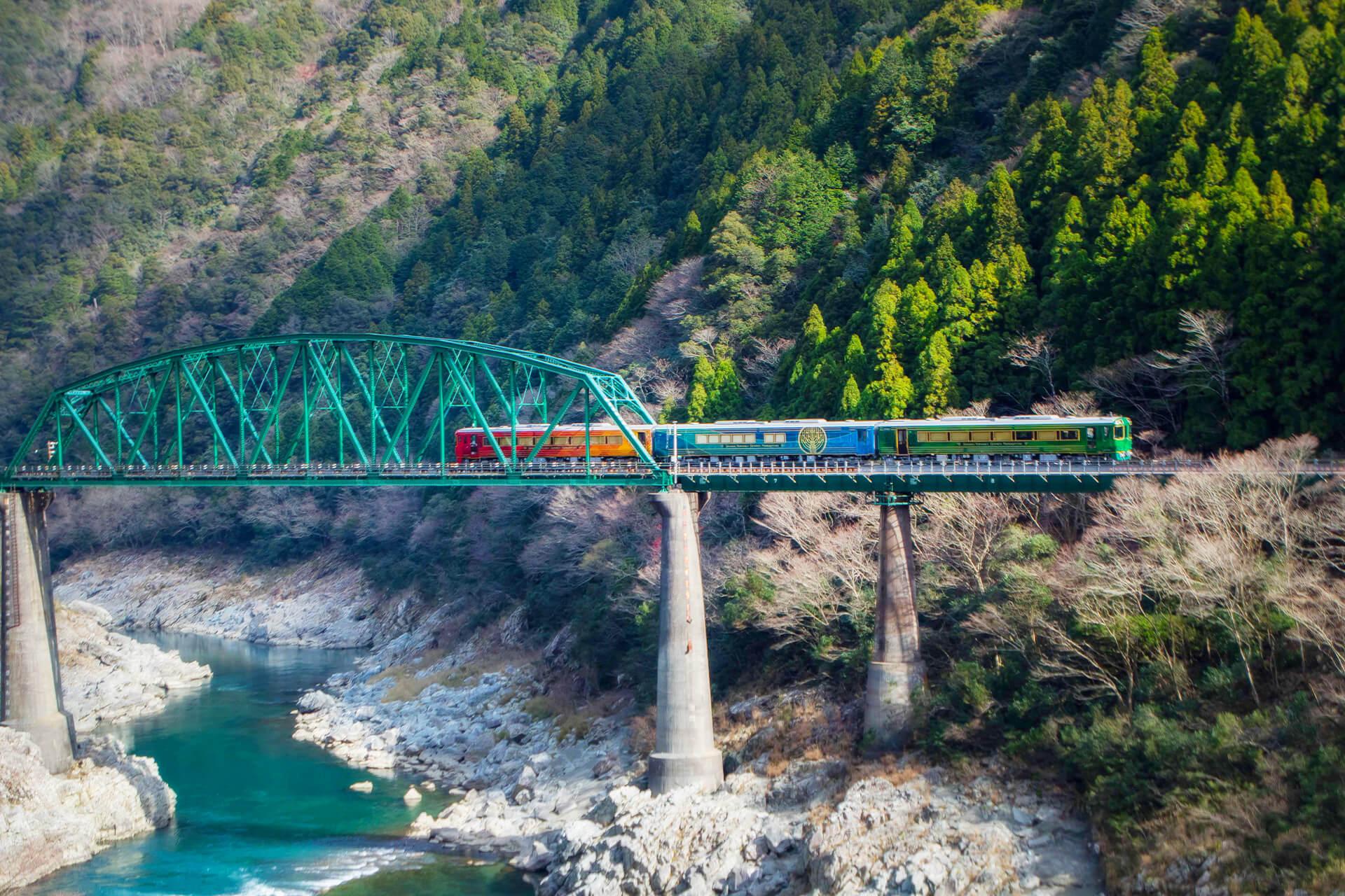 千年物語列車沿途景色