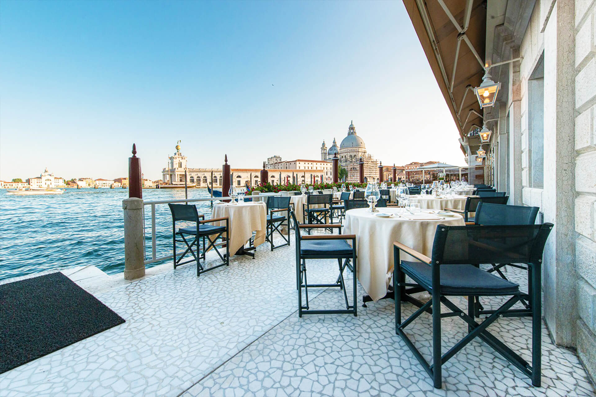 Hotel Monaco & Grand Canal
