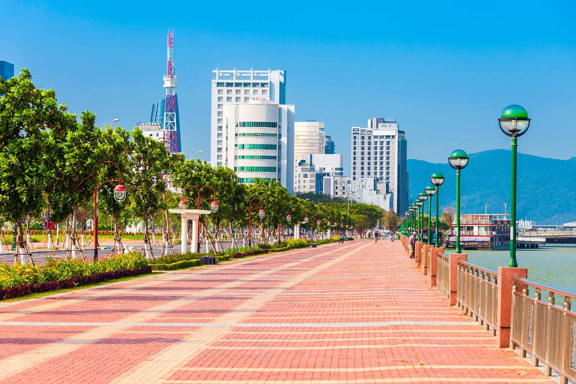 峴港