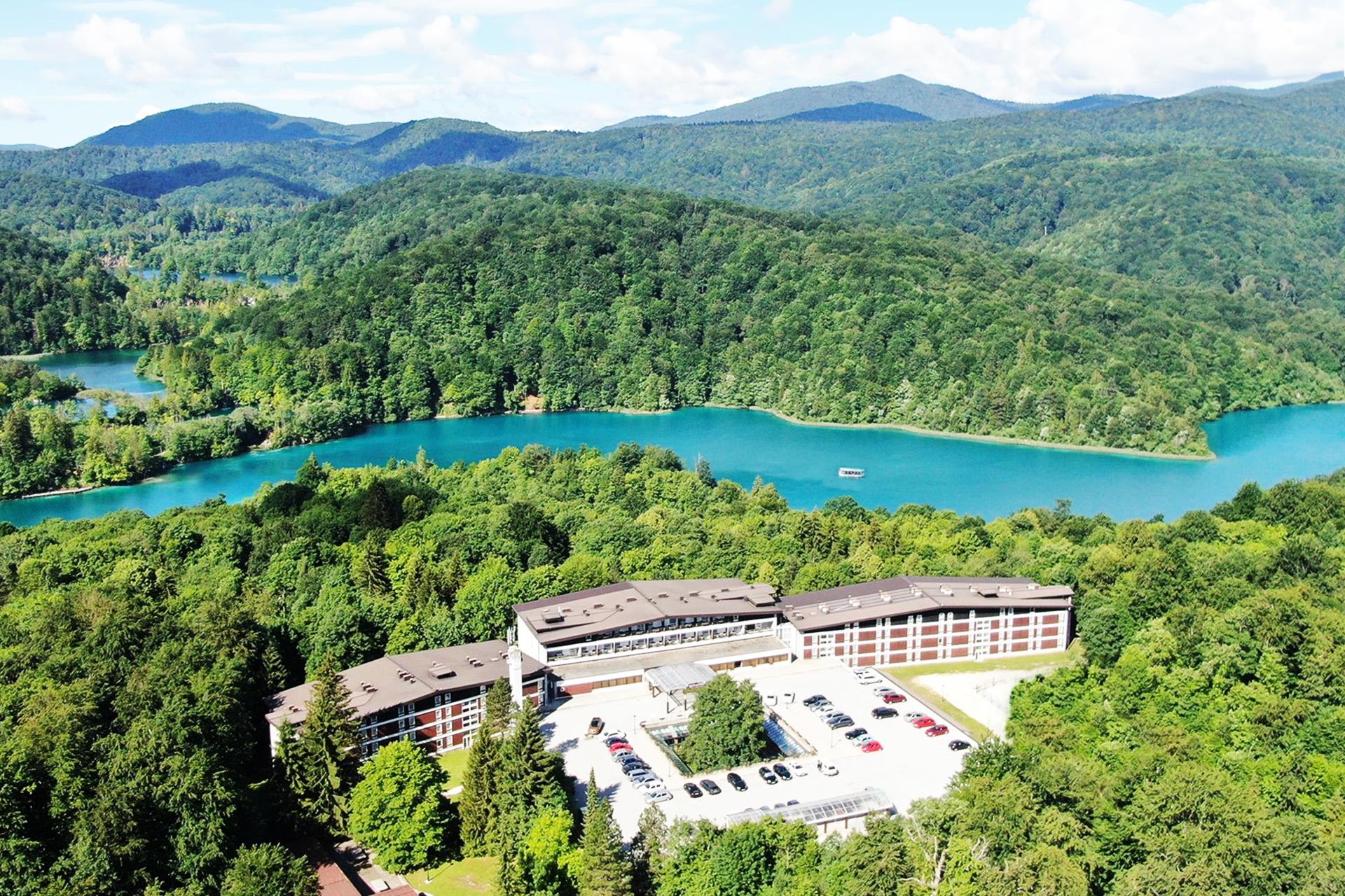 Hotel Jezero