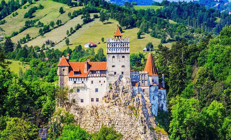 保加利亞．羅馬尼亞13日(雙點進出) - 馥郁玫瑰蒸餾廠．帕麗斯童話城堡．5星雙首都連泊