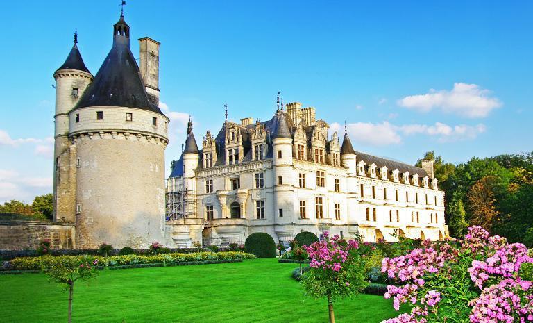 北法．柔麗香濃頌堡13日(春夏) - 米其林二星．醇品香檳酒莊．象鼻海岸．巴黎月夜連泊