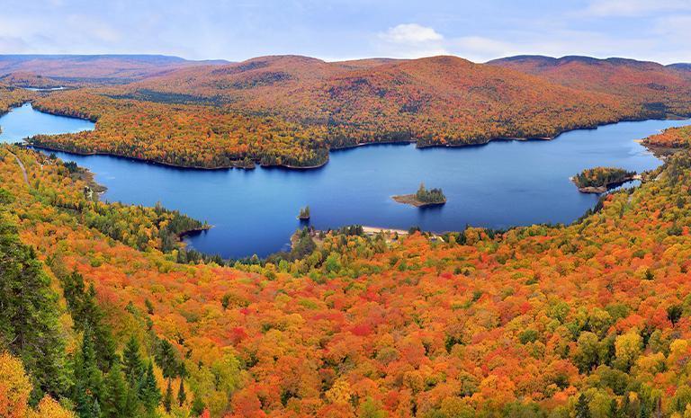 加拿大．楓繪川普朗山13日(秋季賞楓) - 佩姬灣．愛德華王子島．尼加拉直升機．面瀑房連泊