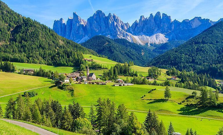 北義．多洛米蒂健行14日(春夏) - 三大山峰祕境．精靈彩虹湖．聖馬利諾．三城連泊