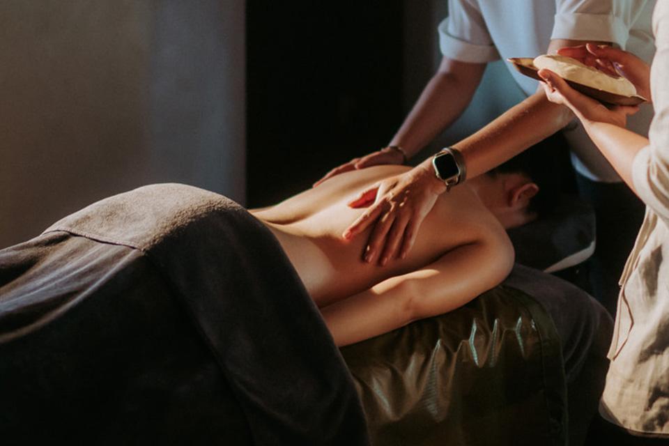 峴港假期.沐浴明媚陽光下