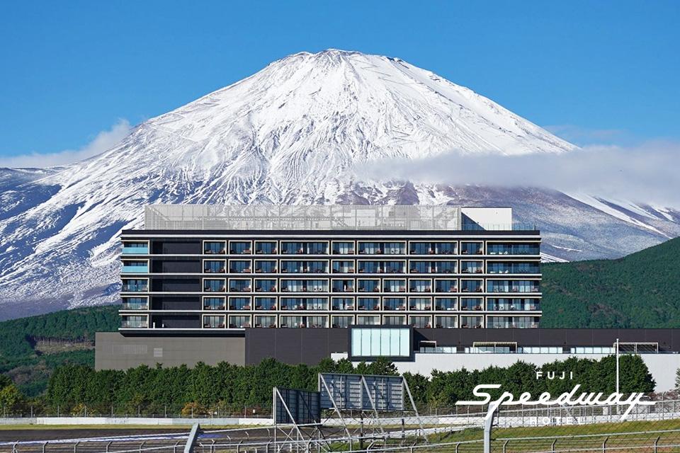 依偎夜色．枕寐雅宿