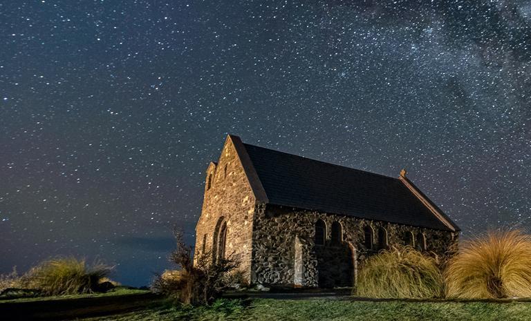 紐西蘭．長白雲之鄉12日 - 銀河觀星．庫克山冰河船．皇后鎮山水闊．三城連泊
