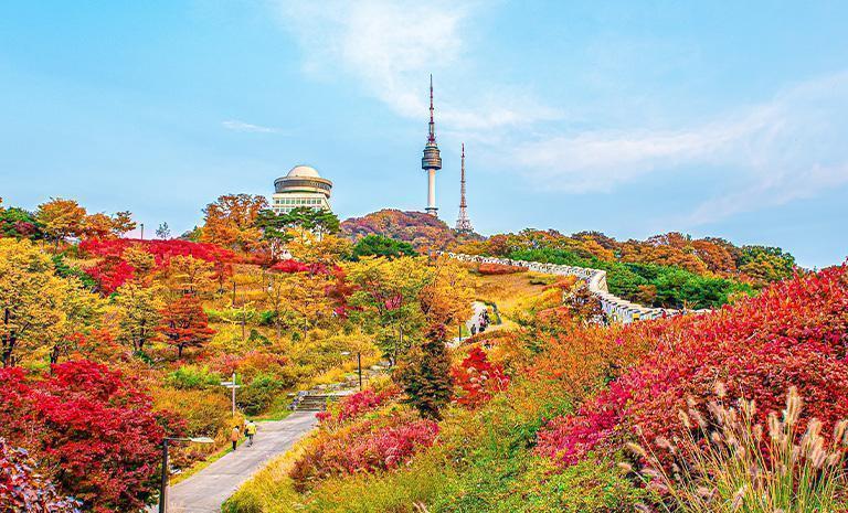 韓國賞楓．奢旅訂製5日(出發日任選，1~10人成行) - 楓燦雪嶽山．景福宮韓服體驗．米其林三星饗宴