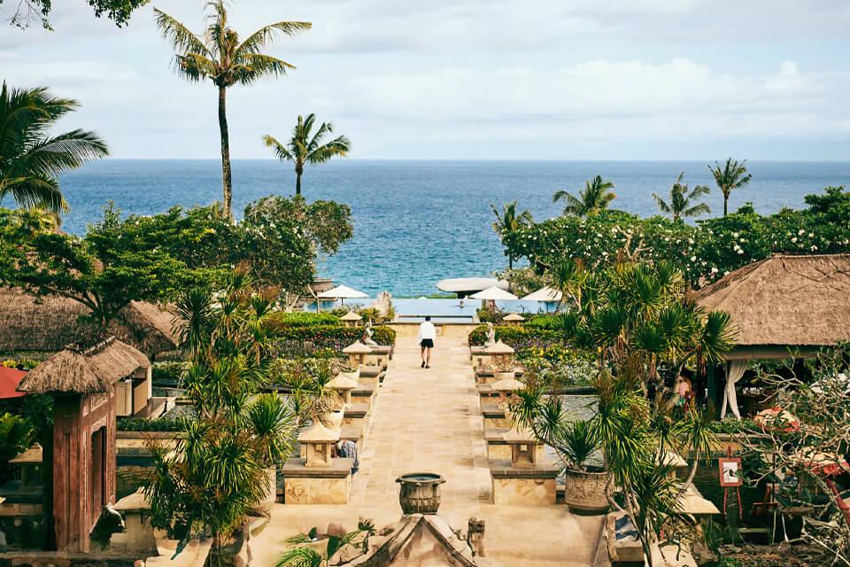 枕臥湛藍峇里島 醉夢絢麗星河