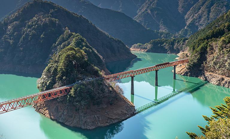 東京大阪．驚奇四列車7日(雙點進出) - 藍寶石踴子號．復古蒸汽火車．京都尊奢極宿