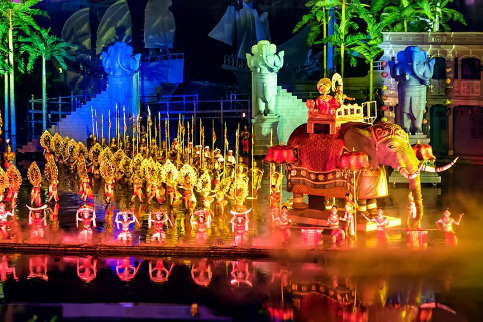 峴港假期．沐浴明媚陽光下