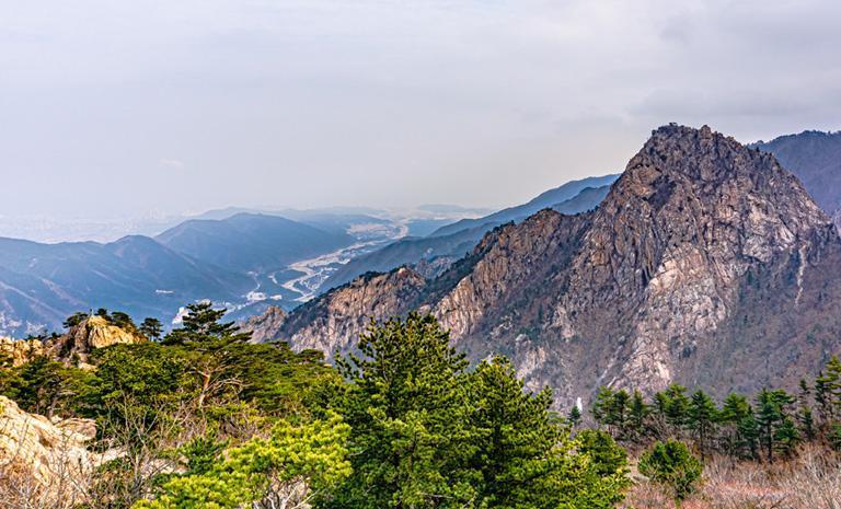 韓國．巍峨雪嶽山7日(夏季) - 正東津海岸鐵馬．束草鮮味海饌．5星首爾3晚