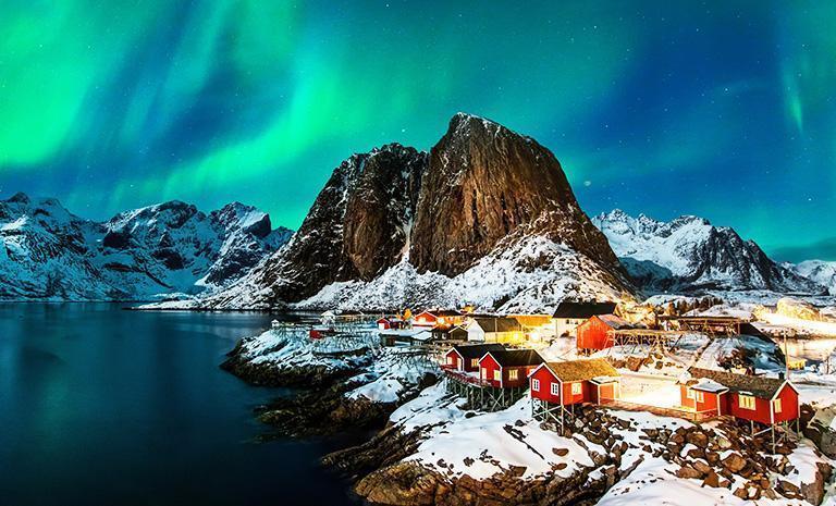 挪威．羅浮敦極光星輝10日(2026) - 追光5天4夜．極光遊船．冰藍雷訥小鎮．螃蟹饗宴