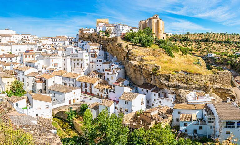 西班牙．煥彩塞維亞13日 - 奇幻巨岩小鎮．馬德里奢雅2晚．巴塞隆納5星3晚